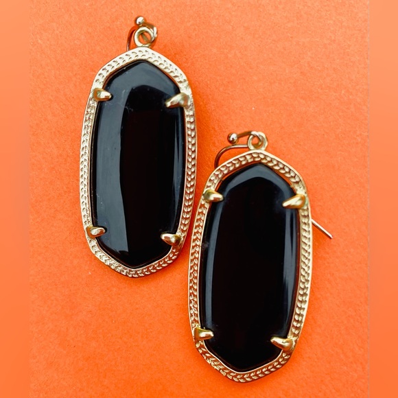 Kendra Scott Elle Earrings - Picture 1 of 2
